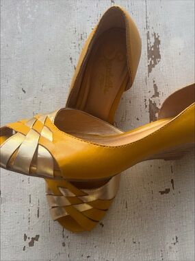 💛 Seychelles Leather D’Orsay Heels – Size 6.5